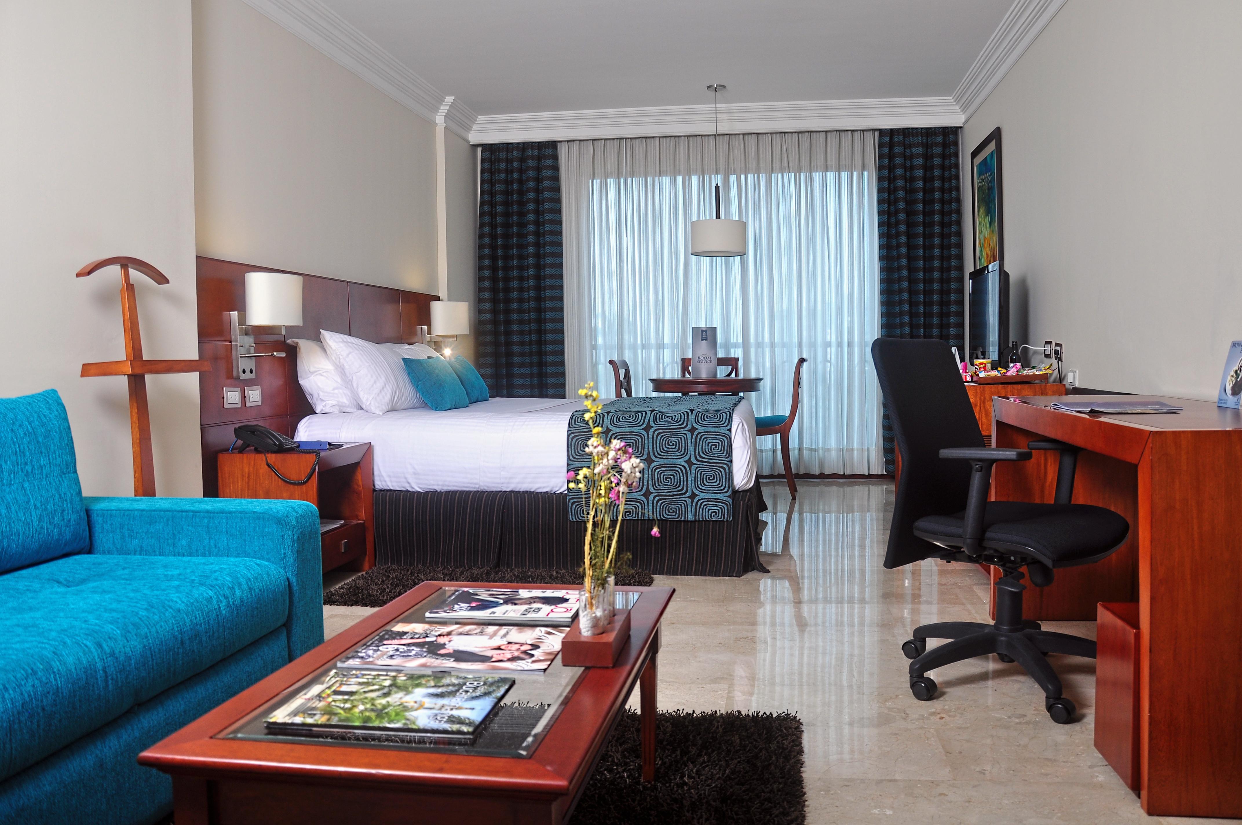 Hotel Dann Carlton Bucaramanga Exteriör bild A room at the hotel