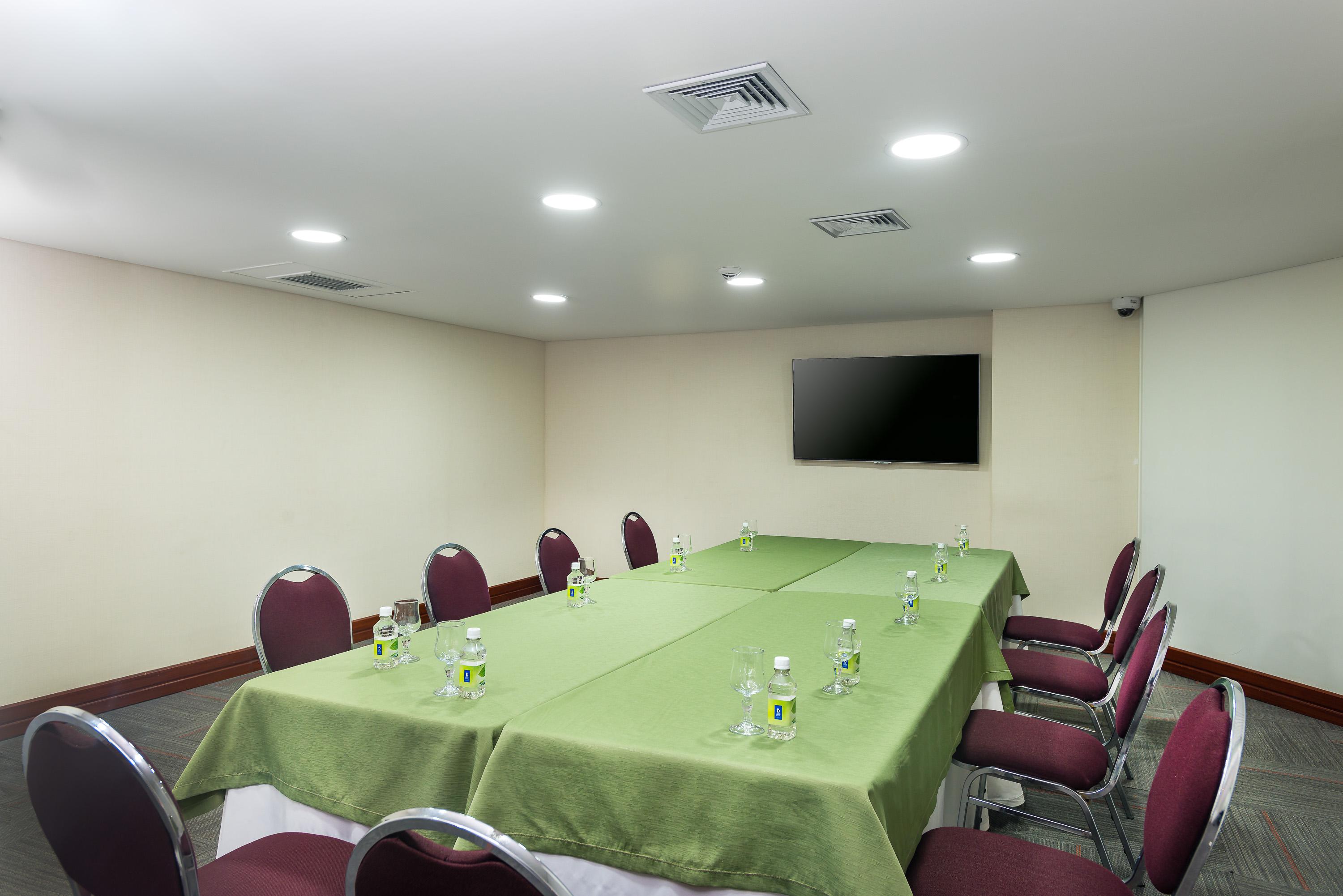 Hotel Dann Carlton Bucaramanga Exteriör bild Meeting room