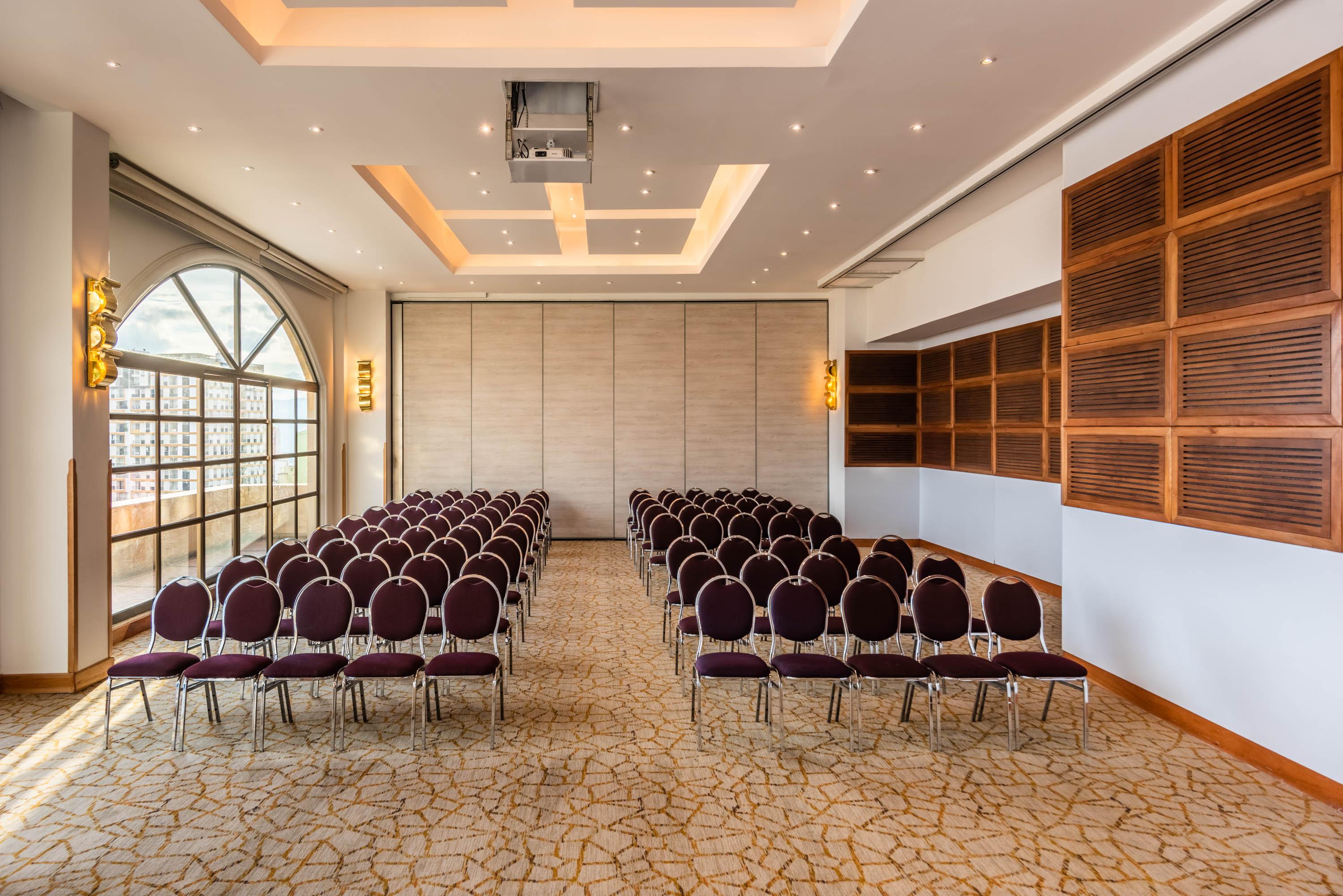 Hotel Dann Carlton Bucaramanga Exteriör bild Meeting room